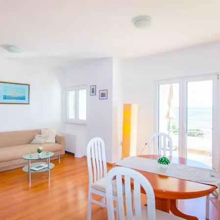 Marta Apartman